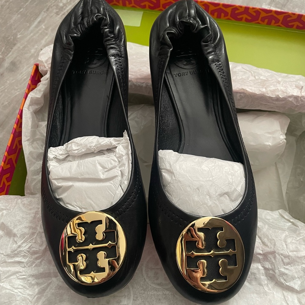 Tory Burch Classic Reva Ballet (Size 7)